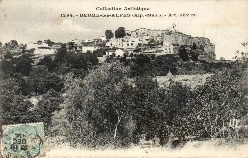 Berre-lès-Alpes (Alpes-Maritimes) — vista do vilarejo em altura — Coleção Artística n°1294 - Frente