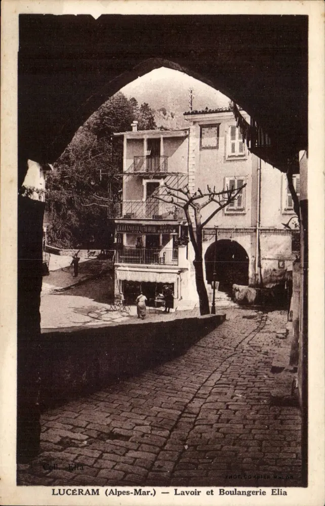 Lucéram (Alpes-Maritimes) — Waschhaus und Bäckerei Elia — Phot. CoMBIER - Vorderseite