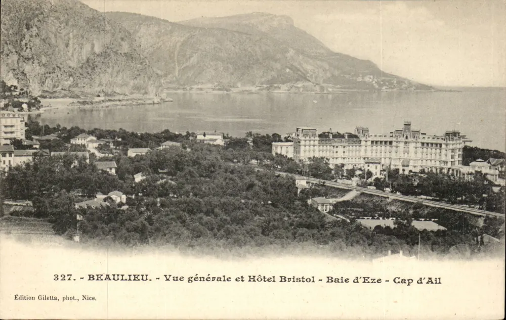 Beaulieu — Allgemeiner Blick und Hotel Bristol — Bucht von Èze — Cap d'Ail — Giletta-Edition, Nice, Nr. 327 - Vorderseite