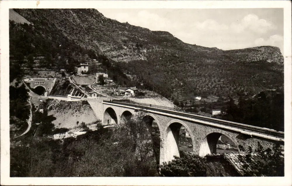 Sospel — Viaduto da linha Nice-Conti — editor Sospel (A.-M.) - Frente