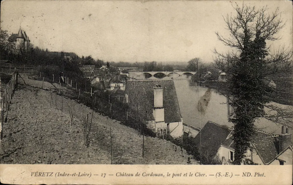 Véretz (Indre-et-Loire) — 17 — Schloss Cordouan, die Brücke und der Cher — (S.-O.) — ND. Fot. - Vorderseite