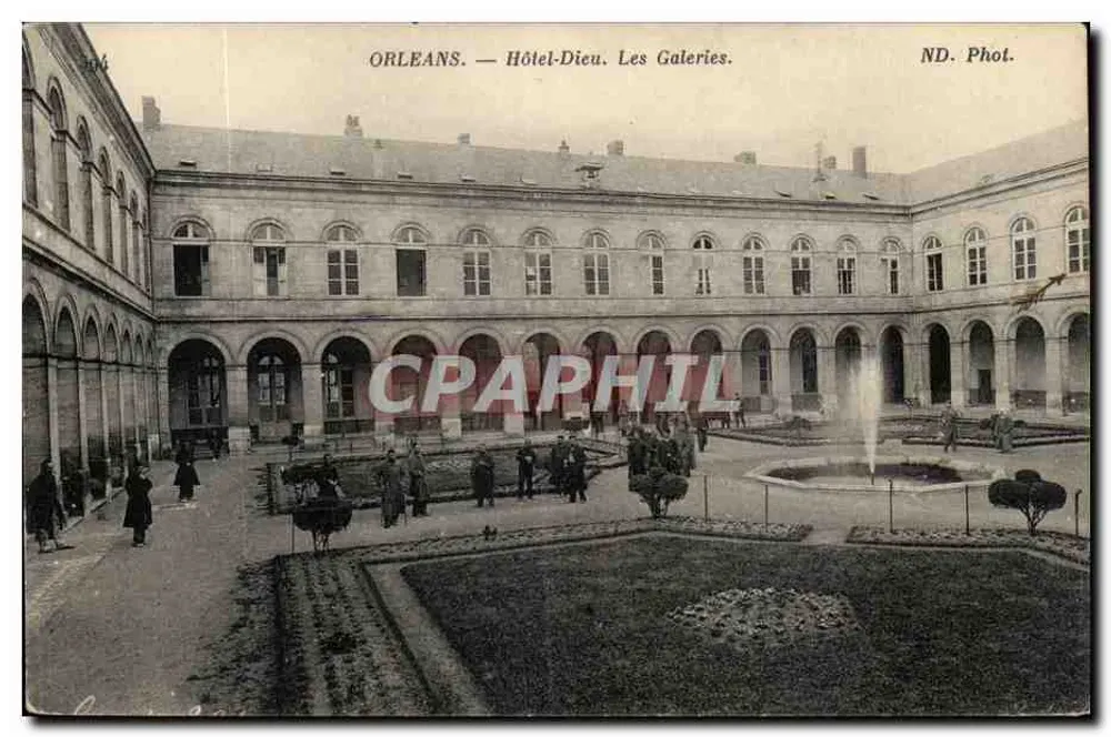 Orléans — Hotel-Dieu. As Galerias. — ND. Fot. - Frente
