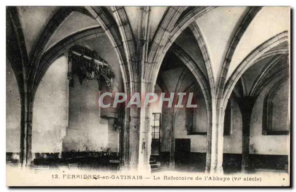 Ferrières-en-Gâtinais — Das Refektorium der Abtei (6. Jahrhundert) - Vorderseite