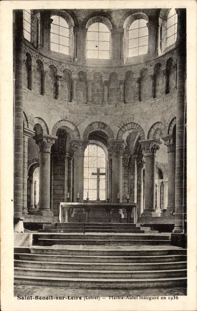 Innenansicht des Hauptaltars der Kapelle Saint-Benett-sur-Leire — eingeweiht 1936 — Verlag L. Lenormand, Orléans - Vorderseite