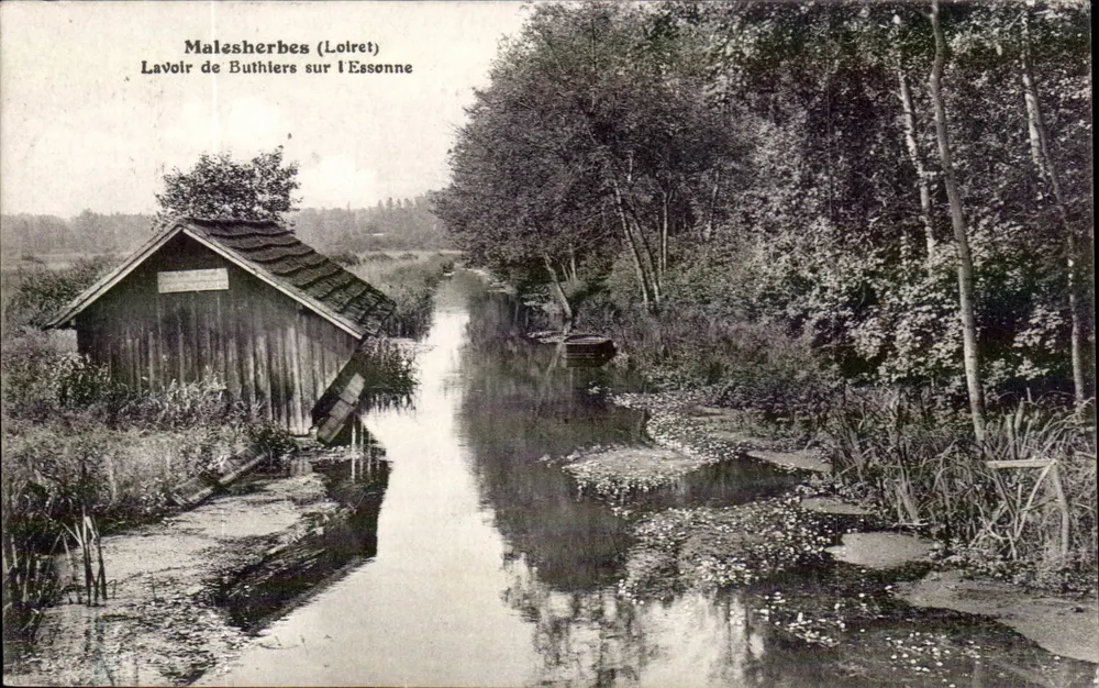 Malesherbes (Loiret) — Buthiers-Waschhaus am Essonne — Ansichtskarte - Vorderseite