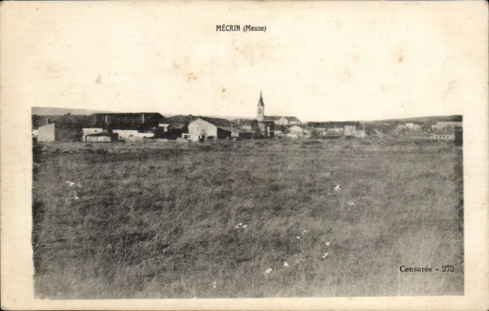 Mécrin (Meuse) — vista do vilarejo com igreja — Censurada - 272 - Frente