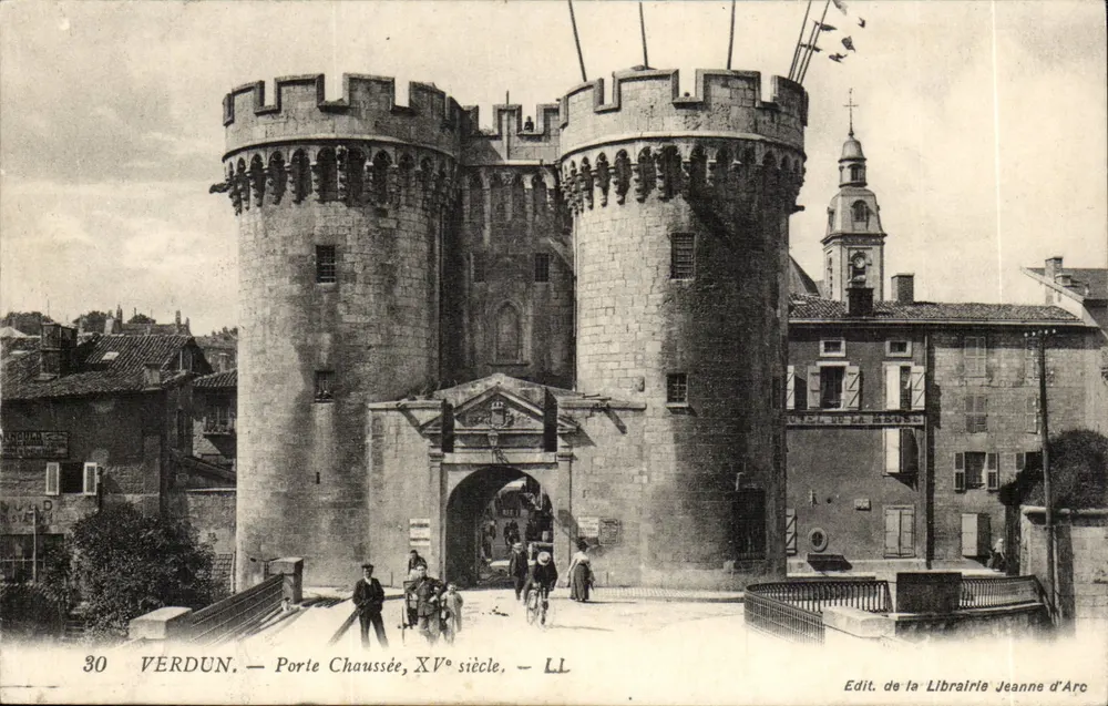 Verdun — Porte Chaussée, Século XV — Ed. da Livraria Jeanne d'Arc - Frente