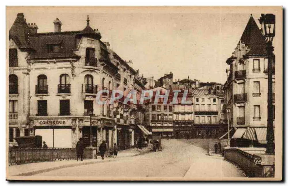 Verdun - Rue Beaurepaire — view de rua com confiteria — Editions Photo-Verdun & Cie - Frente