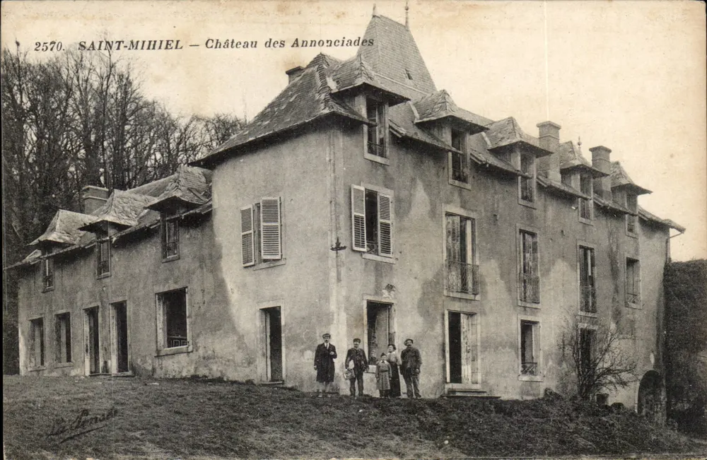 Saint-Mihiel — Schloss der Annonciades — Verlag L. Bonnaud, Nr. 2570 - Vorderseite
