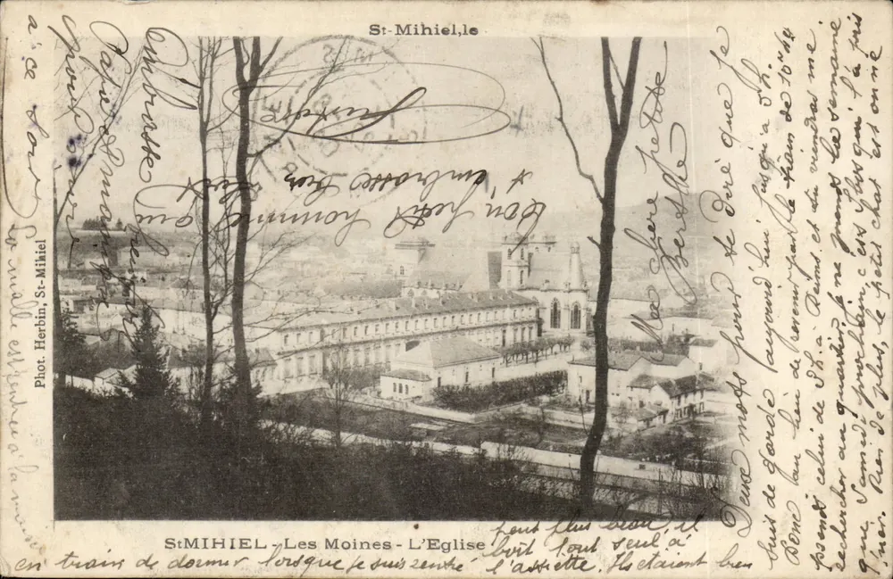 St-Mihiel — De Mönchen — De Kerk — Fot. Herbin, St-Mihiel - Voorkant
