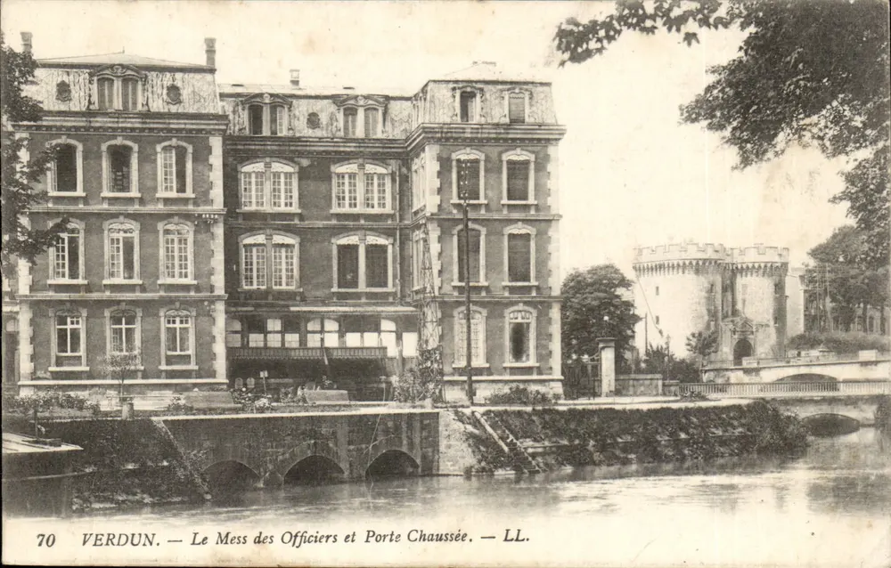 Verdun — Das Offiziersmesser und Porte Chaussée — LL. — Nr. 70 - Vorderseite