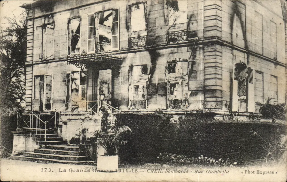 Créteil bombardiert — Der Große Krieg 1914-15 — Phot Express - Vorderseite