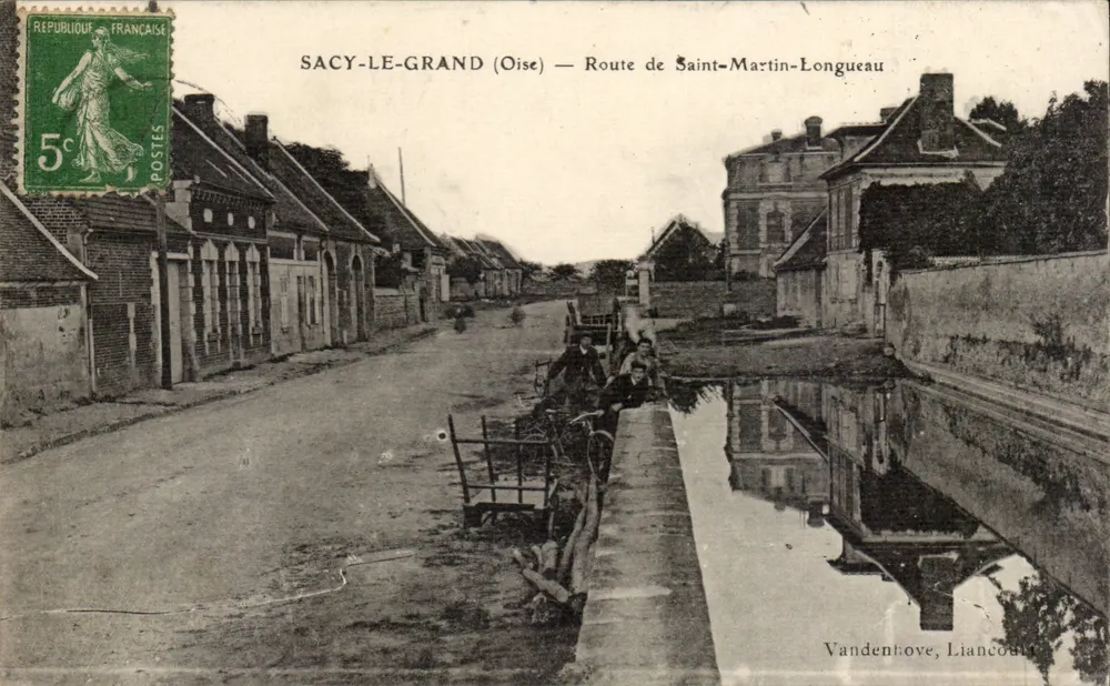 Sacy-le-Grand (Oise) — Route de Saint-Martin-Longueau — Vandentove, Liancourt - Vorderseite