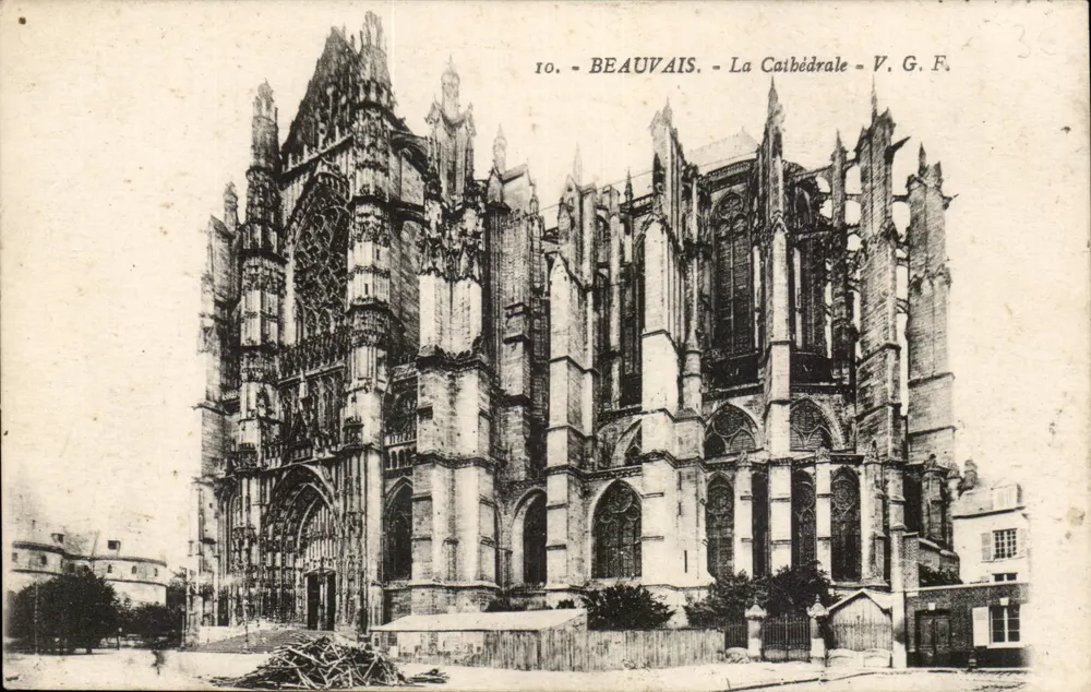 Beauvais — A Catedral — V.G.F. - Frente