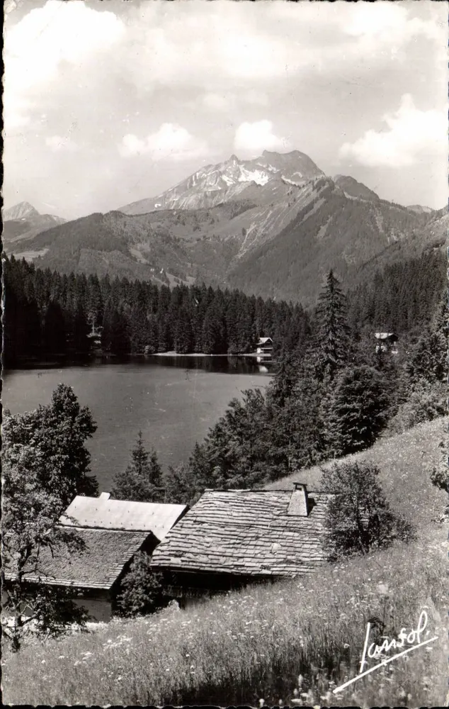 O Lago e o Rochedo do Inferno — Montriond (Alta Saboia), alt. 1050 m — Éditions Photographiques ANSOL, n° 62-114 - Frente