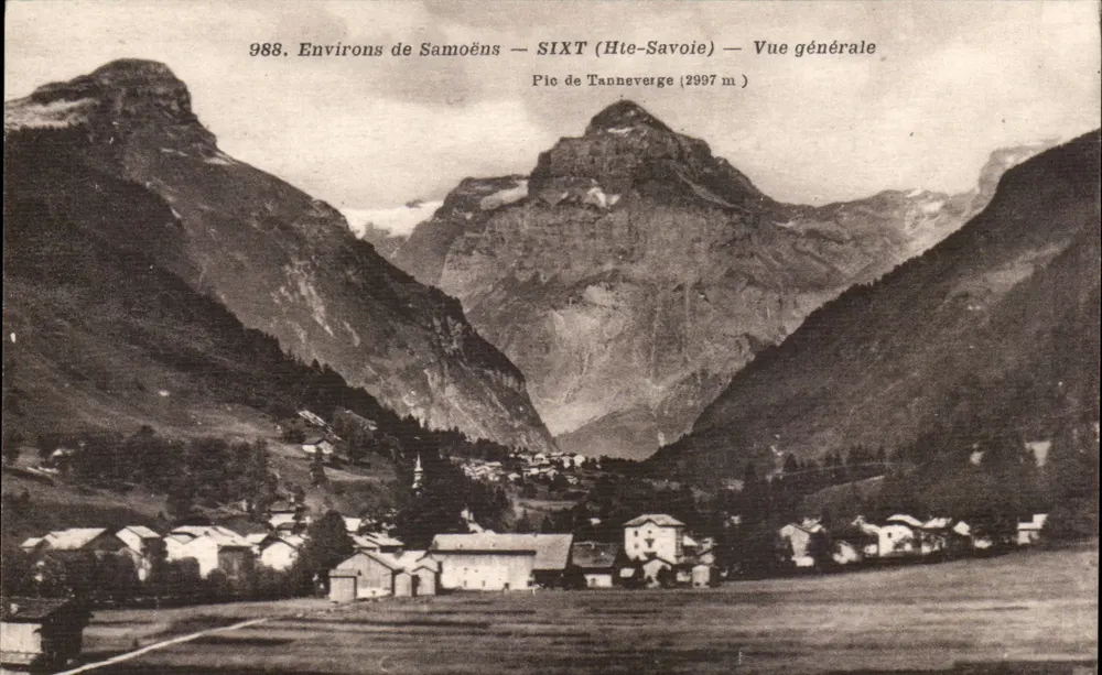 Um Samoëns — Sixt (Haute-Savoie) — Allgemeiner Blick — Pic de Tanneverge (2997 m) - Vorderseite