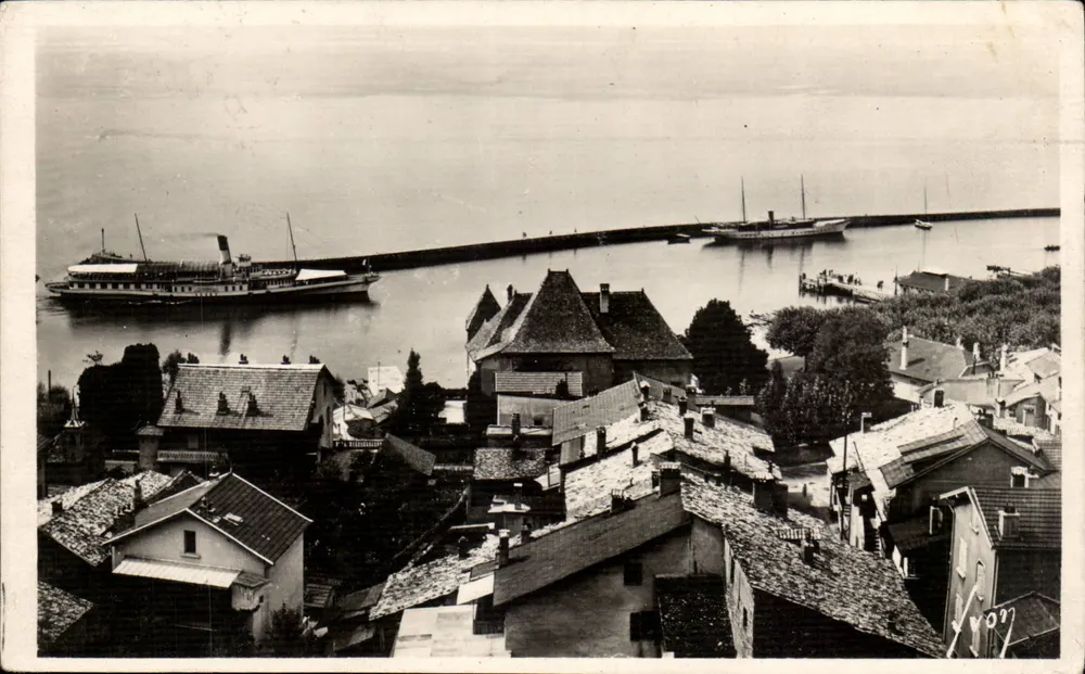 Thonon-les-Bains — O porto de Rives — Edições d'Art Yvon, Paris - Frente