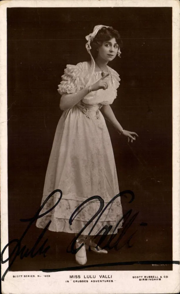 Miss Lulu Valli — in 'Crusoes Adventures' — Scott Russell & Co, Birmingham - Vorderseite
