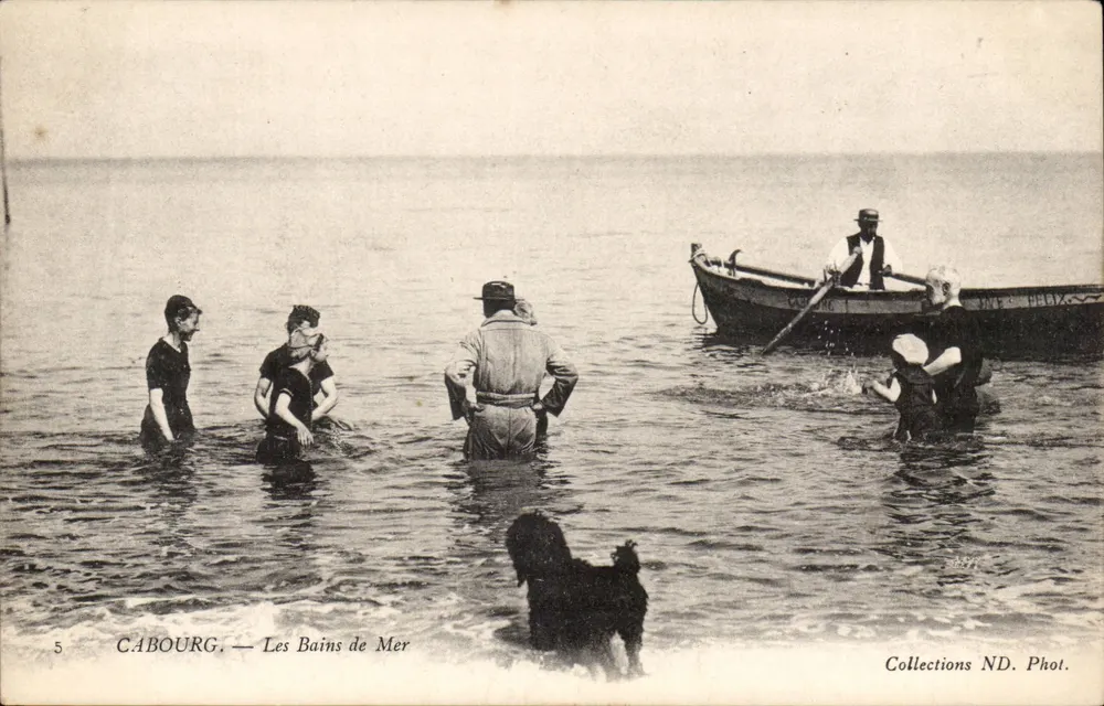 Cabourg — Bany z morza — kolekcja ND. Fot. - Awers
