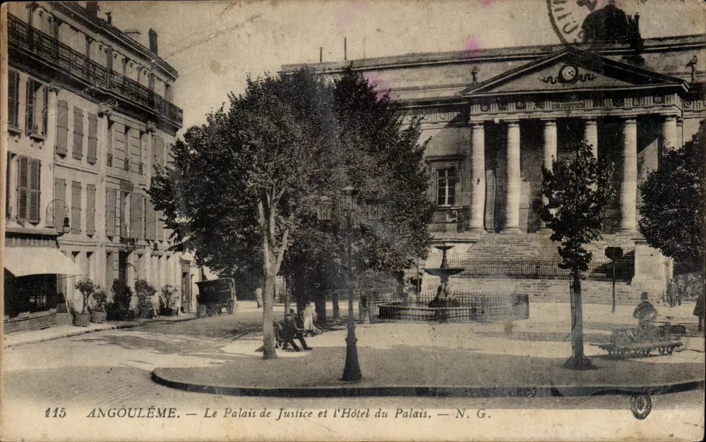 Angoulême — Das Palast der Justiz und das Palais Hotel — N.G. — Nr. 115 - Vorderseite