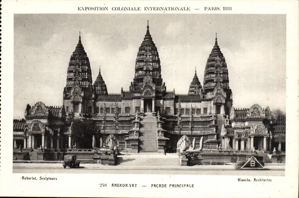 Angkor-Vat — Hauptfassade — Internationale Kolonialausstellung — Paris, 1931 - Vorderseite