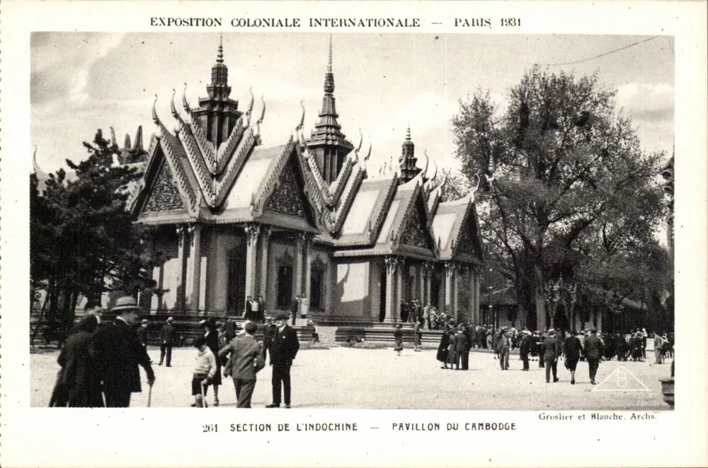 Internationale Kolonialausstellung — Paris 1931 — Indochina-Abteilung — Cambodia-Pavillon — Groslier et Blanche, Archis - Vorderseite