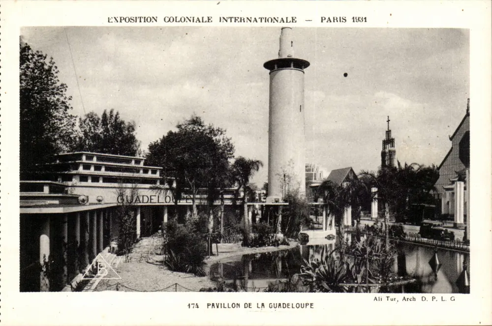 Pavillon der Guadeloupe — Internationale Kolonialausstellung — Paris 1934 — Ali Tur, Arch D.P.L.G. - Vorderseite