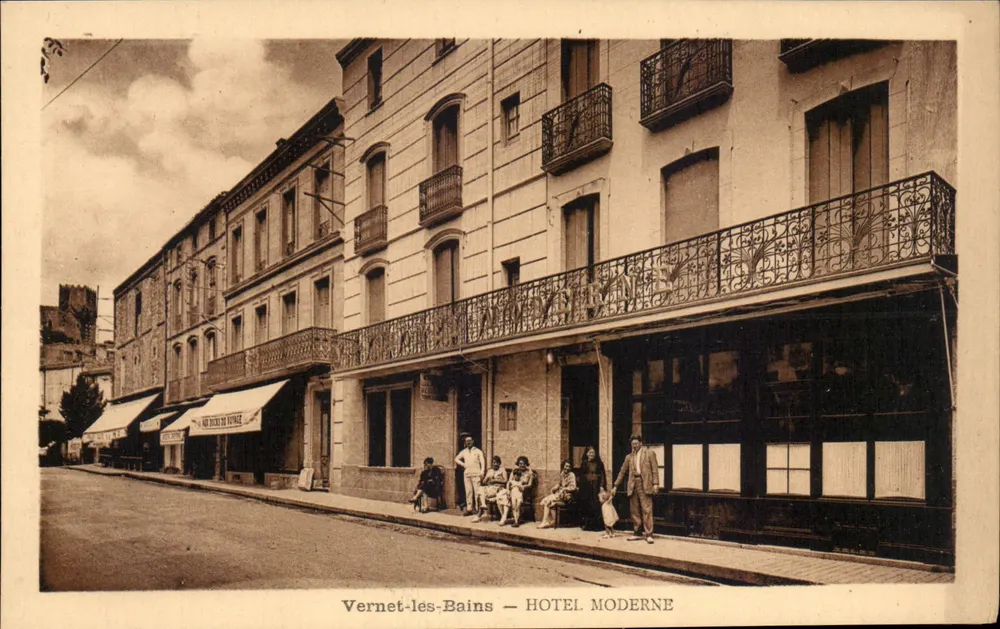 Vernet-les-Bains — HOTEL MODERNE — wydawca Masstimal - Awers