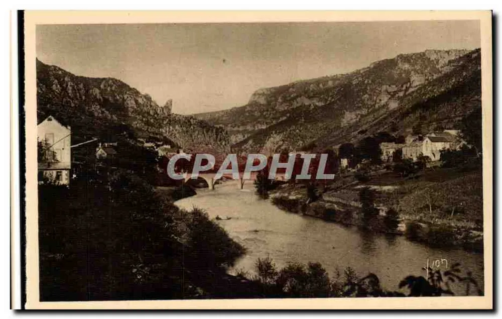 Gorges du Tarn — Le Village des Vignes — Les Éditions d'Art Yvond, Paris - Vorderseite