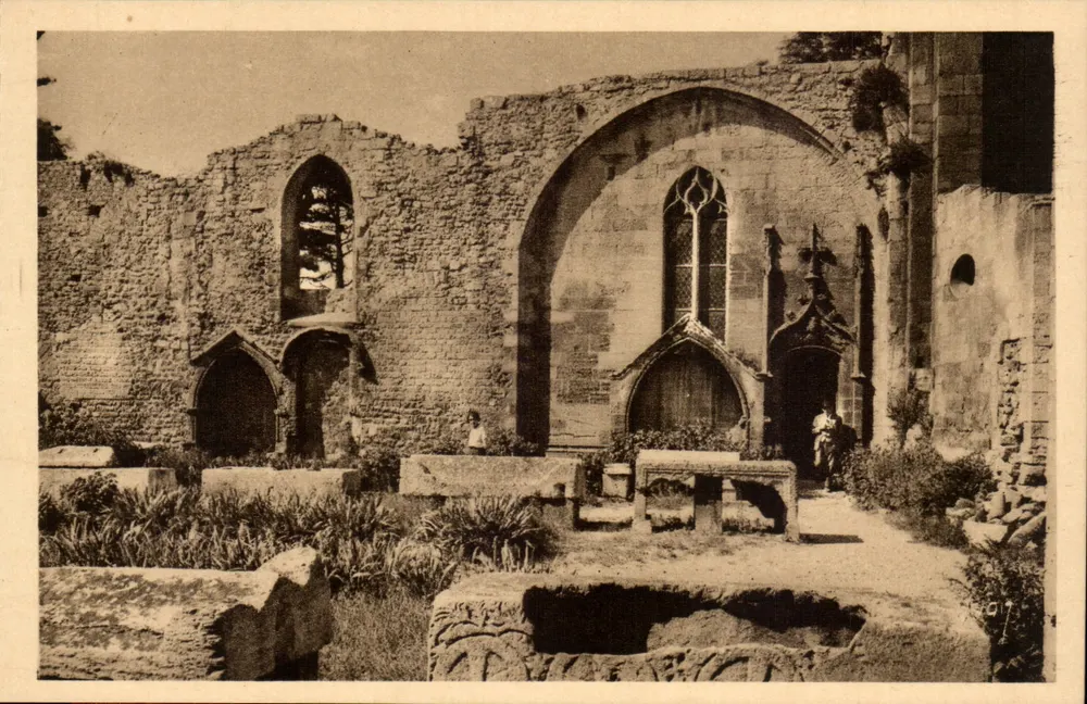 St-Honorat des Aliscamps — Innenansicht — Éditions d'Art Yvon, Paris - Vorderseite