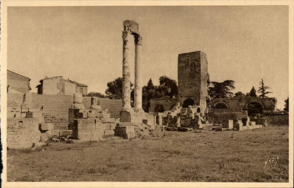 Arles (Bouches-du-Rhône) — O Teatro Antigo — Les Éditions d'Art VCN, Paris - Frente