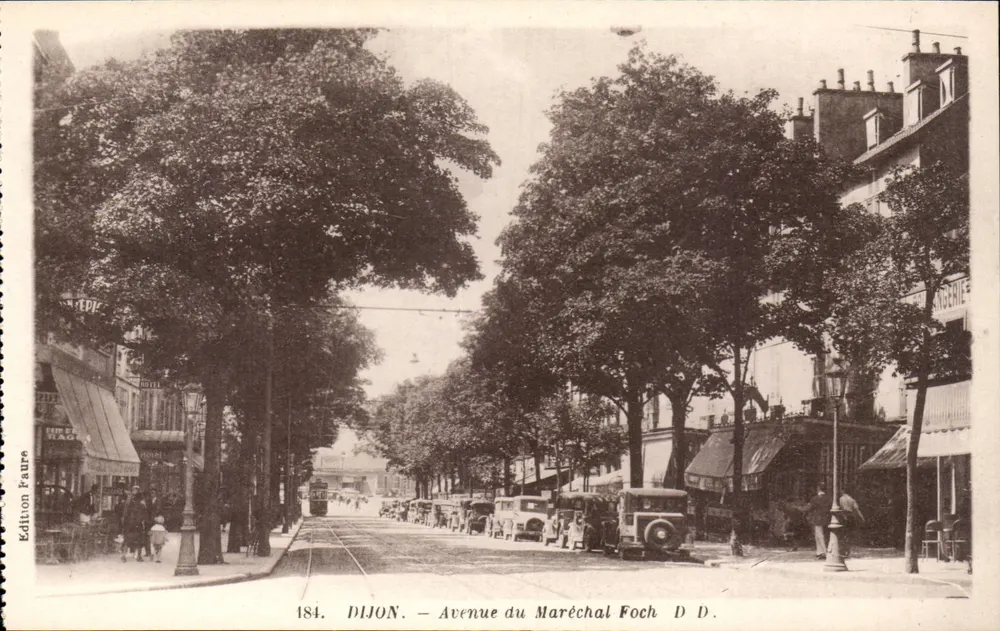 Dijon — Avenida do Marechal Foch — Edição Faure, n° 184 - Frente