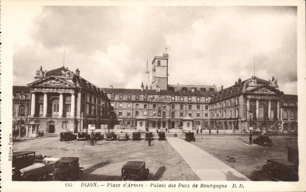 Dijon — Place d'Armes - Palais des Ducs de Bourgogne — Édition Fautre - Vorderseite
