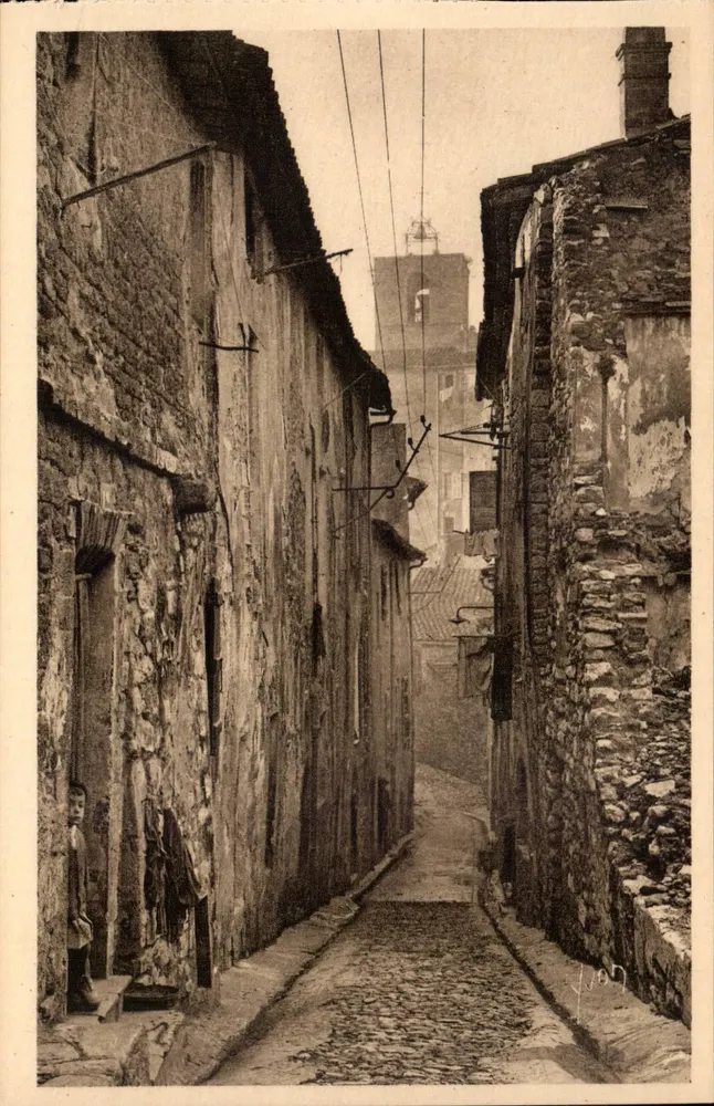 Hyères (Var) — Der Turm von Saint-Paul aus einer alten Straße gesehen — Éditions d'Art 'VON', Paris - Vorderseite