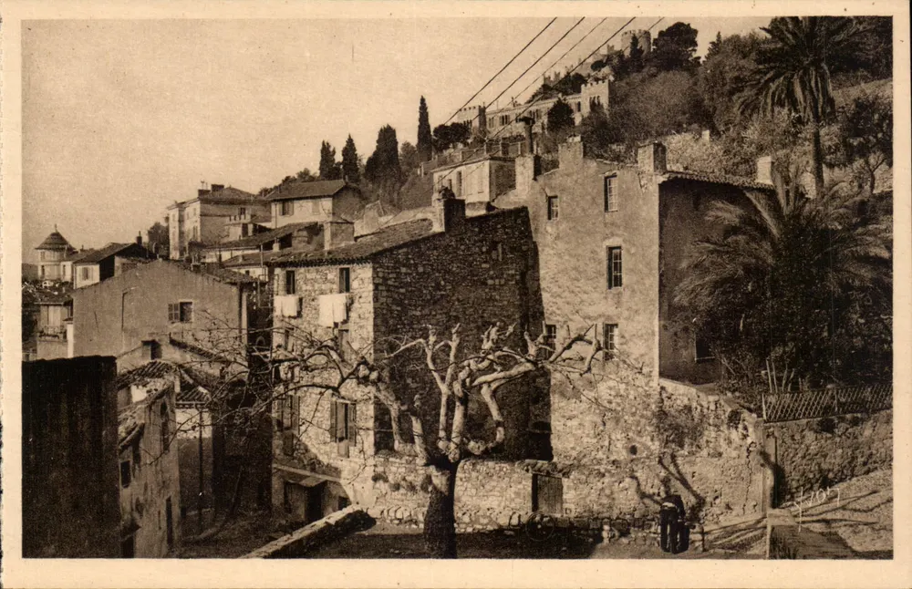 Hyères — Villen und Wohnungen am Hang — Les Éditions d'Art VON, Paris - Vorderseite