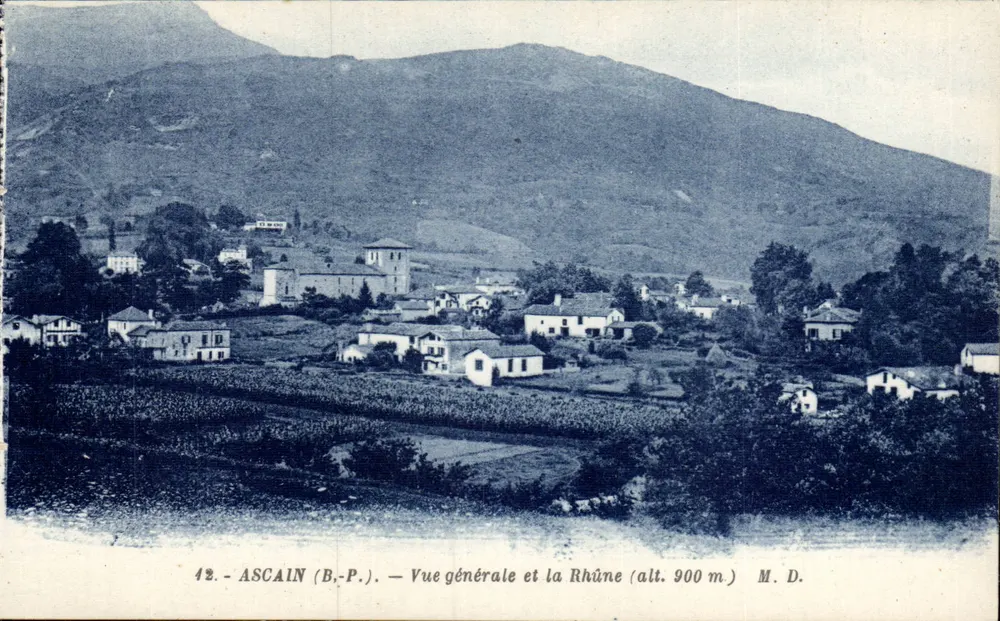 Ascain (B.-P.) — Ogólny widok i Rhûne (wys. 900 m) — M. D. - Awers