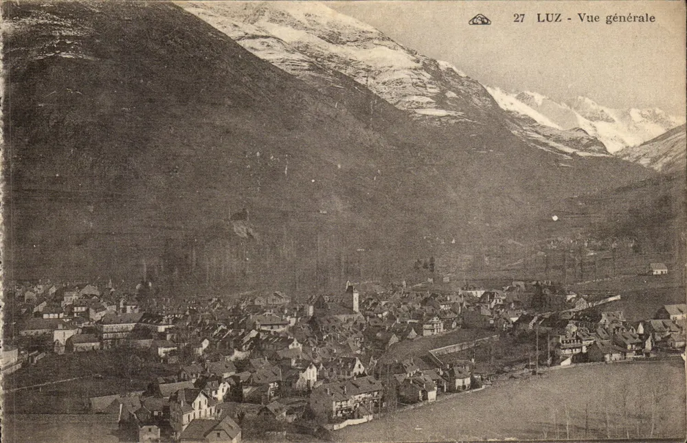 Luz - Vista geral — 27 — editor não visível - Frente