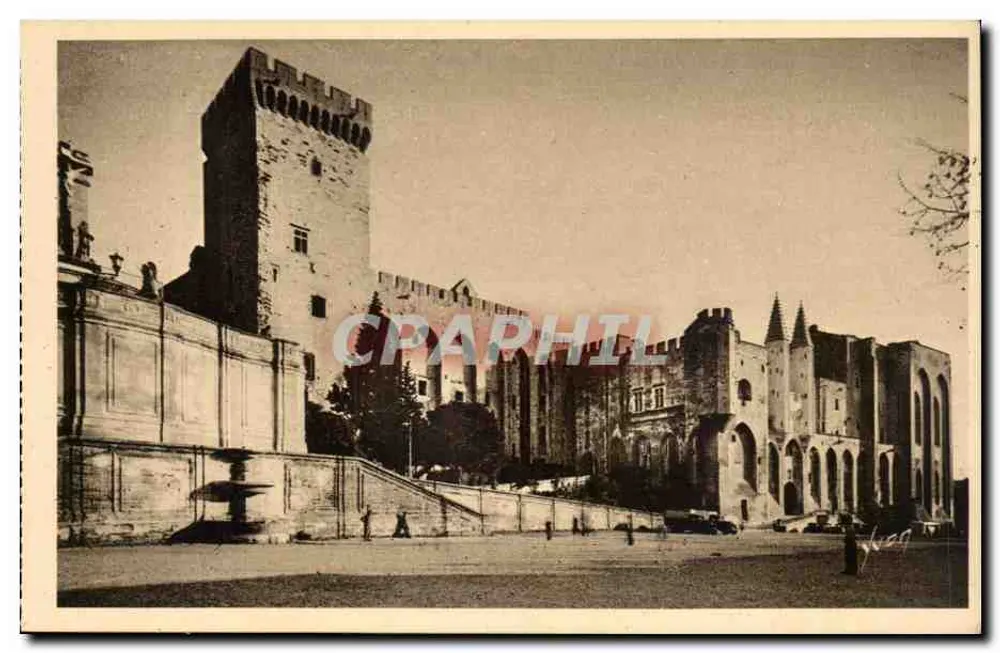 Avignon (Vaucluse) — Fachada principal do Palácio dos Papas — Edições d'Art Martel - Frente