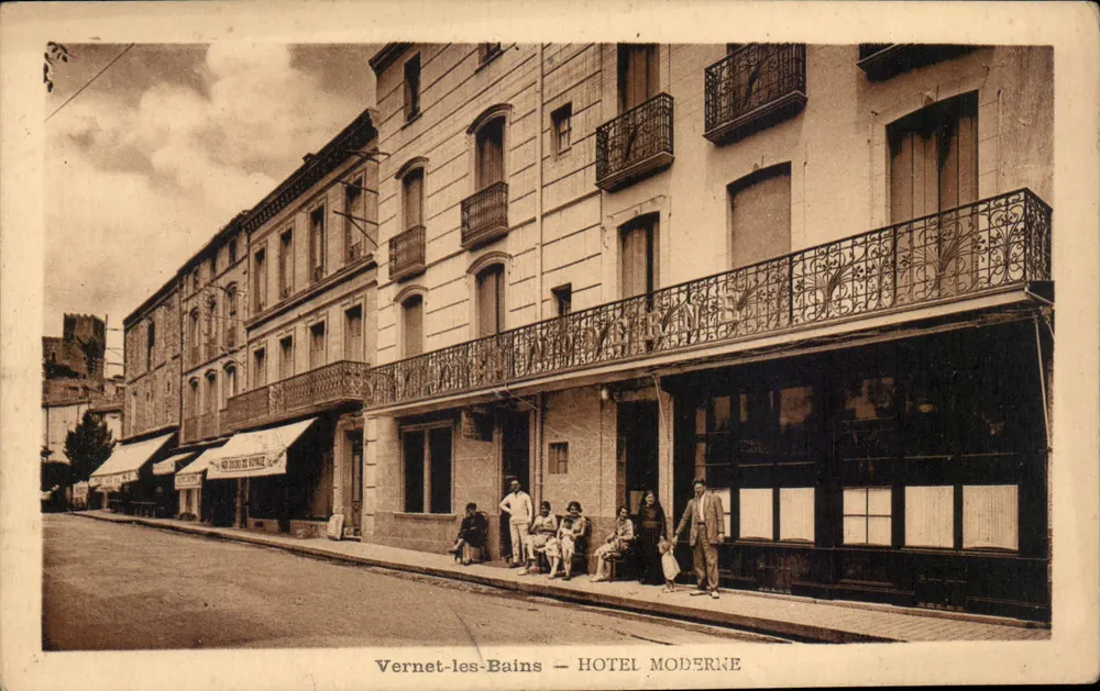 Vernet-les-Bains — HOTEL MODERNE - Frente