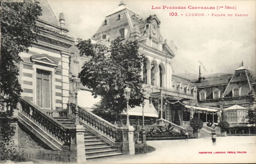 Luchon — Façade du Casino — Phototype Labouche Frères, Toulouse (1re Série, n°103) - Frente
