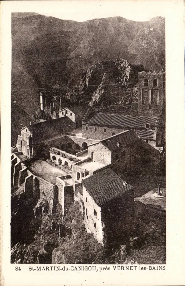 St-MARTIN-du-CANIGOU, in der Nähe von VERNET-les-BAINS — Luftbild der Ruinen — Serie 84 - Vorderseite
