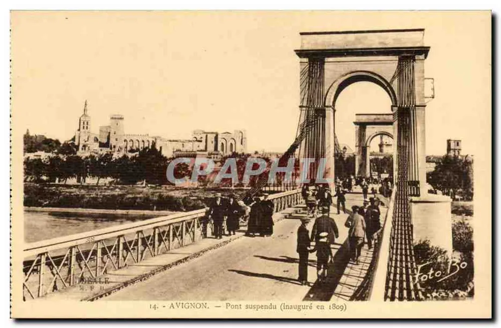 Avignon — Pont suspenso (inaugurado em 1809) — Foto Bo - Frente