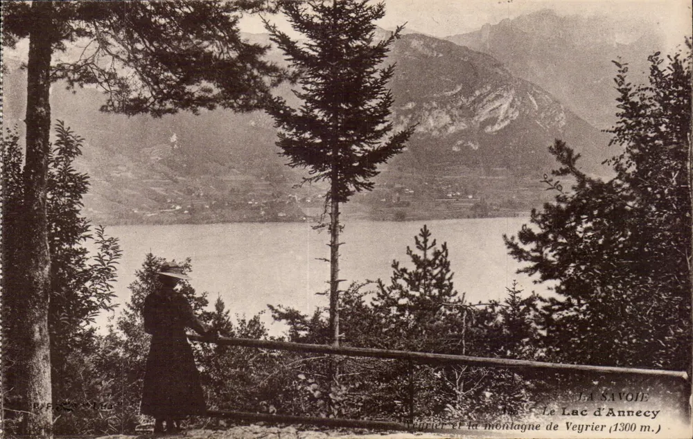 Jezioro Annecy i góra Veyrier (1300 m.) — Savoie — wydawca nieznany - Awers