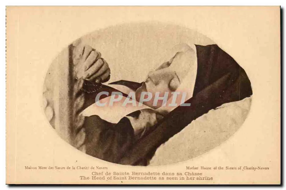 Cabeça de Santa Bernadette em sua cápsula — Maison Mère das Irmãs da Caridade de Nevers — editor: A. Jang & Cie, Paris - Frente