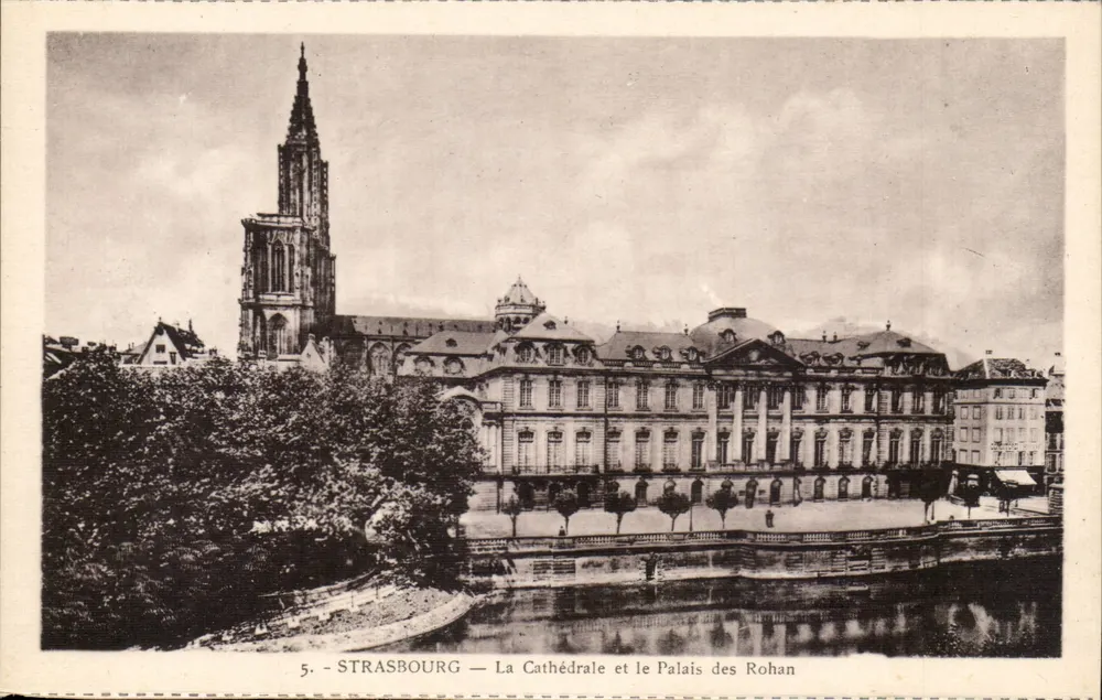 Strasbourg — Die Kathedrale und das Palais des Rohan — Verleger Strasbourg, r. de la Course - Vorderseite
