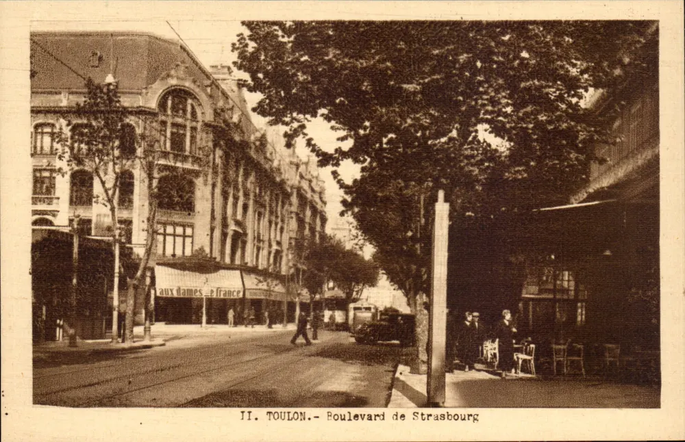 Toulon — Boulevard de Strasbourg — editor Héloïseau, Marseille - Frente