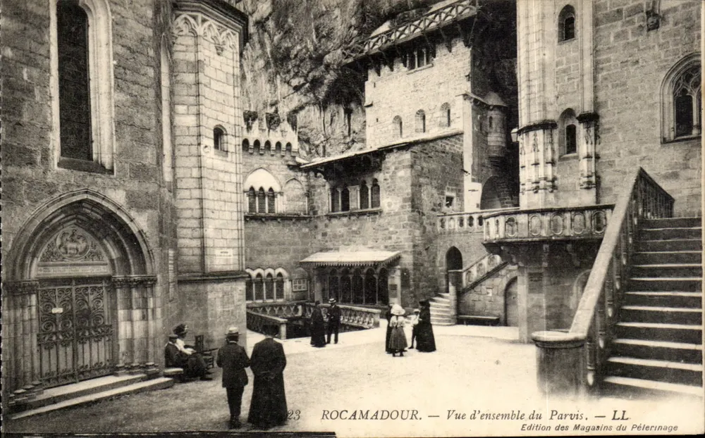 Rocamadour — Vista geral do Parvis — Edição dos Magasins do Pèlerinage - Frente