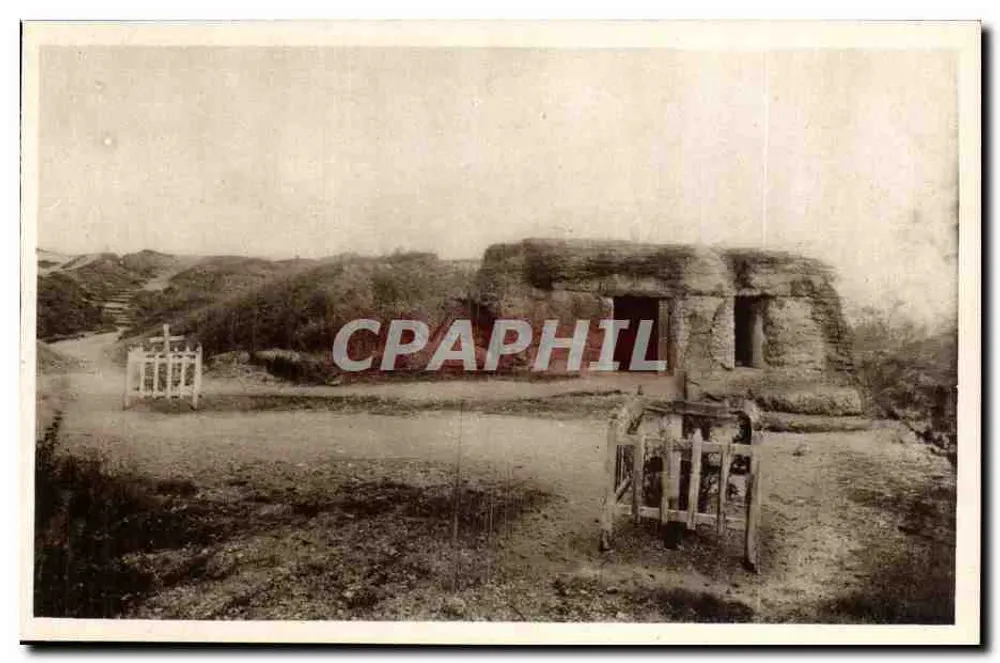 Fort de Vaux — Allgemeiner Blick auf die Ost-Schützengalerie, Südostseite — Verlag Véron Touguès - Vorderseite