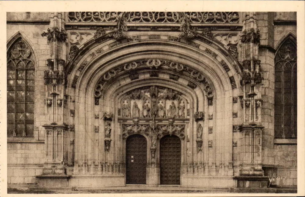 Bourg (Ain) — Igreja de Brou, O Portal — Edições de Arte Yvon - Frente