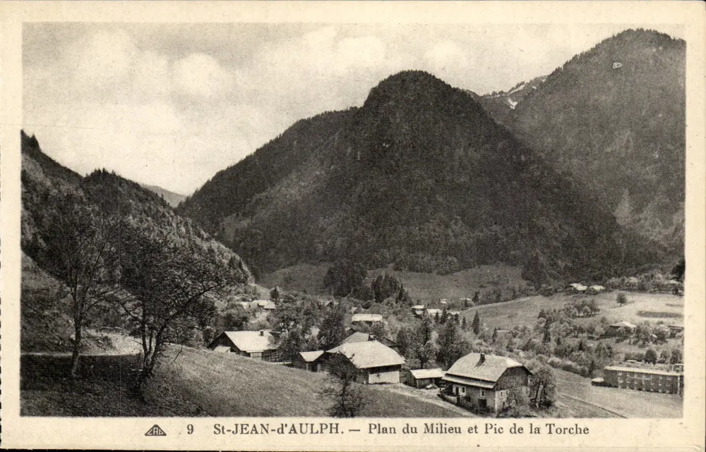 St-Jean-d'Aulph — Plano do Meio e Pico da Torcha - Frente